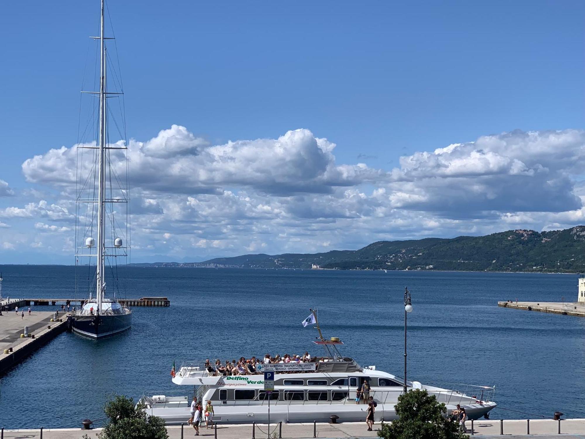 Five Flowers Guest House Trieste Exterior foto